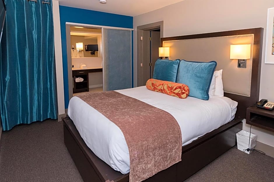 City Loft Hotel