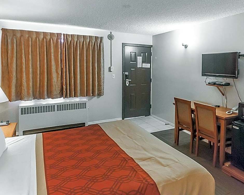 Econo Lodge Inn & Suites Drumheller