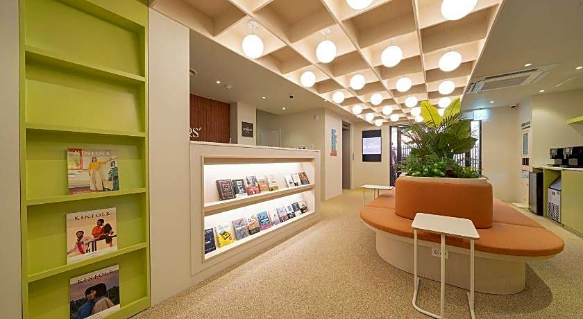 Workers Hotel Ansan by Aank