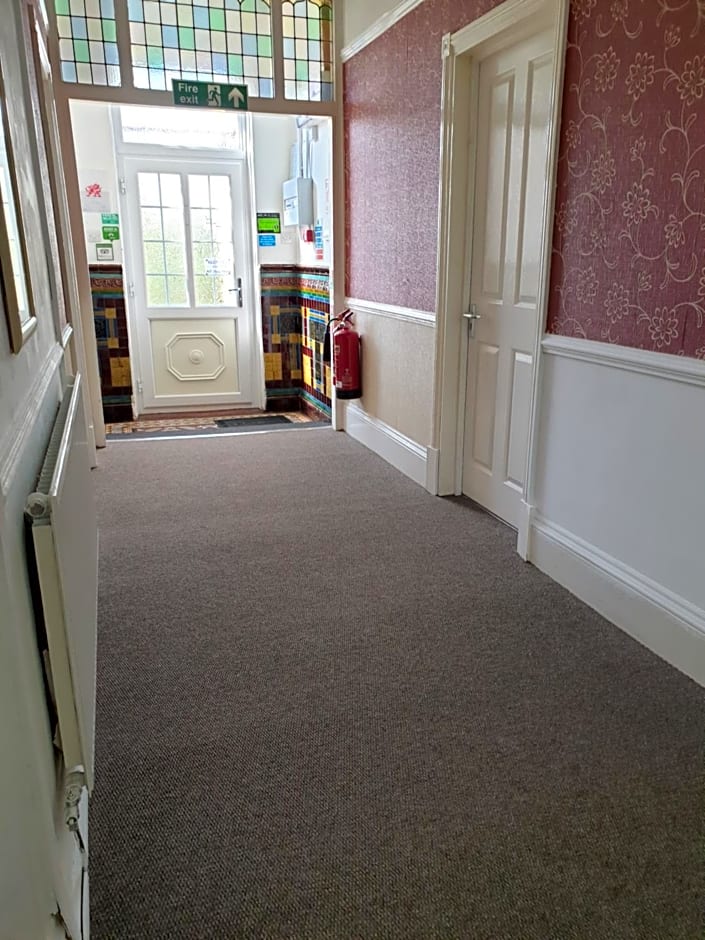 Ty Castell Guest House