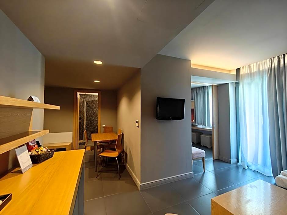 Elysion Hotel