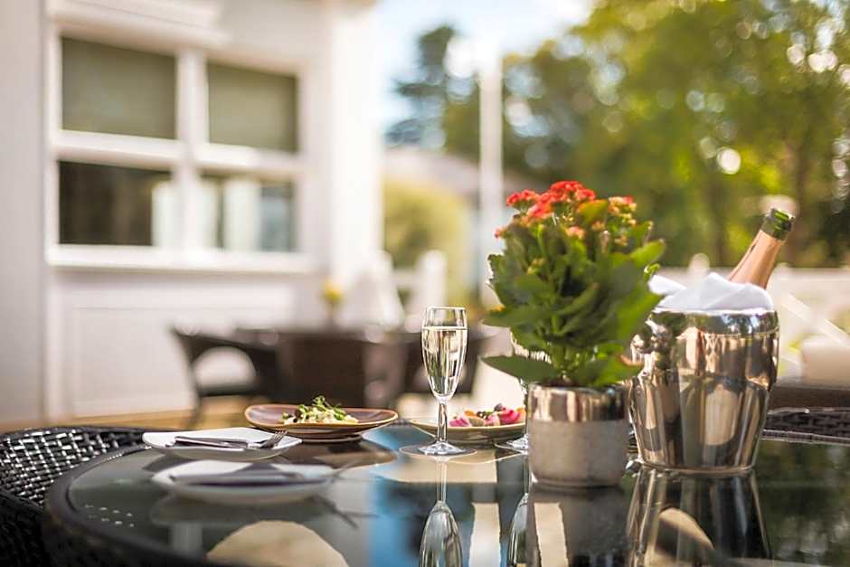 Woughton House Hotel