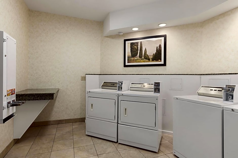 Homewood Suites Syracuse-Liverpool