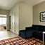 La Quinta Inn & Suites by Wyndham Oxford - Anniston