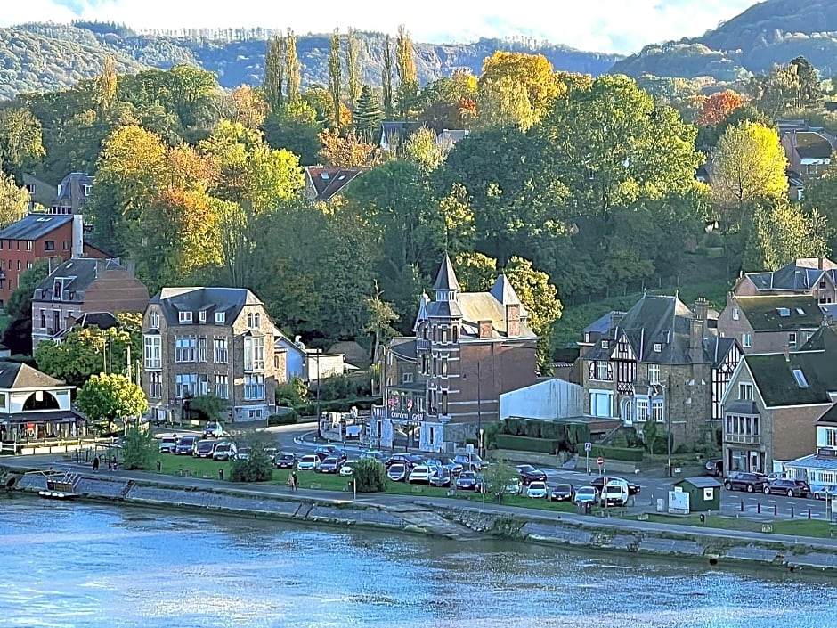 Mes Caprices B&B Villa Mosan Bord de Meuse