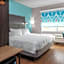 Tru by Hilton Manteca