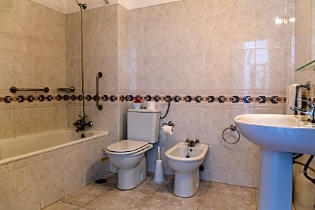 Apartment (4 pax) with Pool View