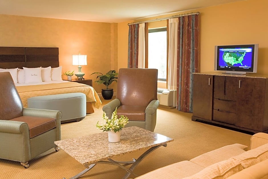 DoubleTree by Hilton Hotel Boston - Bedford Glen