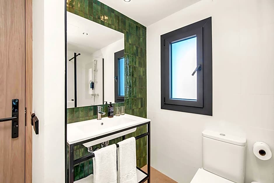 Tangerine by Honne Hotels - Adults Only