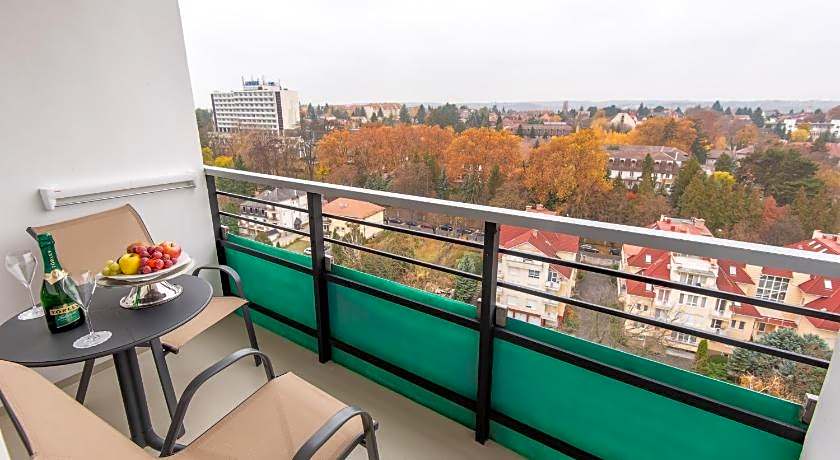 Hunguest Hotel Panorama