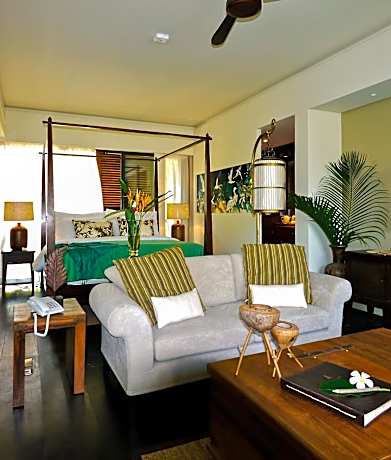 Pool View Suite