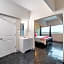 OYO Hotel & Apartments Houston Galleria