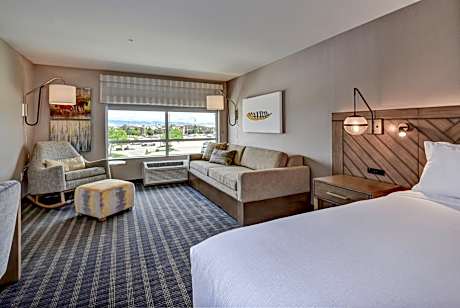 Standard King Room with Sofa Bed