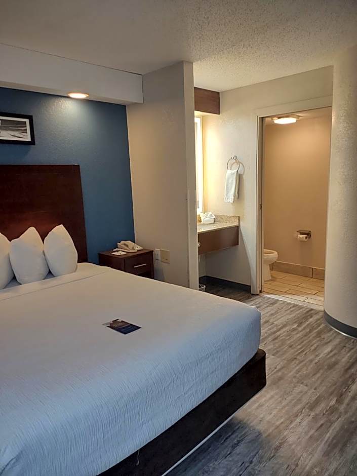 Baymont by Wyndham Flat Rock