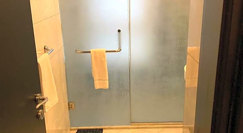 Paragon Hotel Apartments