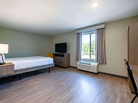 ECHO Suites Extended Stay by Wyndham Spartanburg