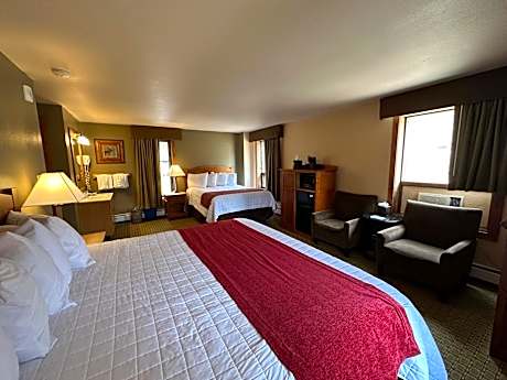 Double Room 1 Queen and 1 King Bed (Non-Pet Friendly)