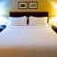 Holiday Inn Express Devils Lake By IHG