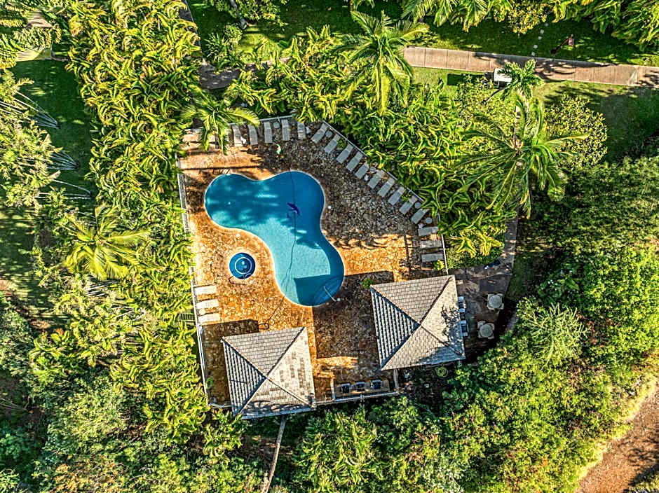 Walk to Beach from this Renovated Studio with King Bed and Resort-Level Amenities