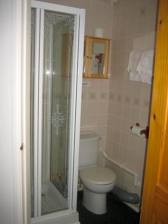 Four seasons Guest House