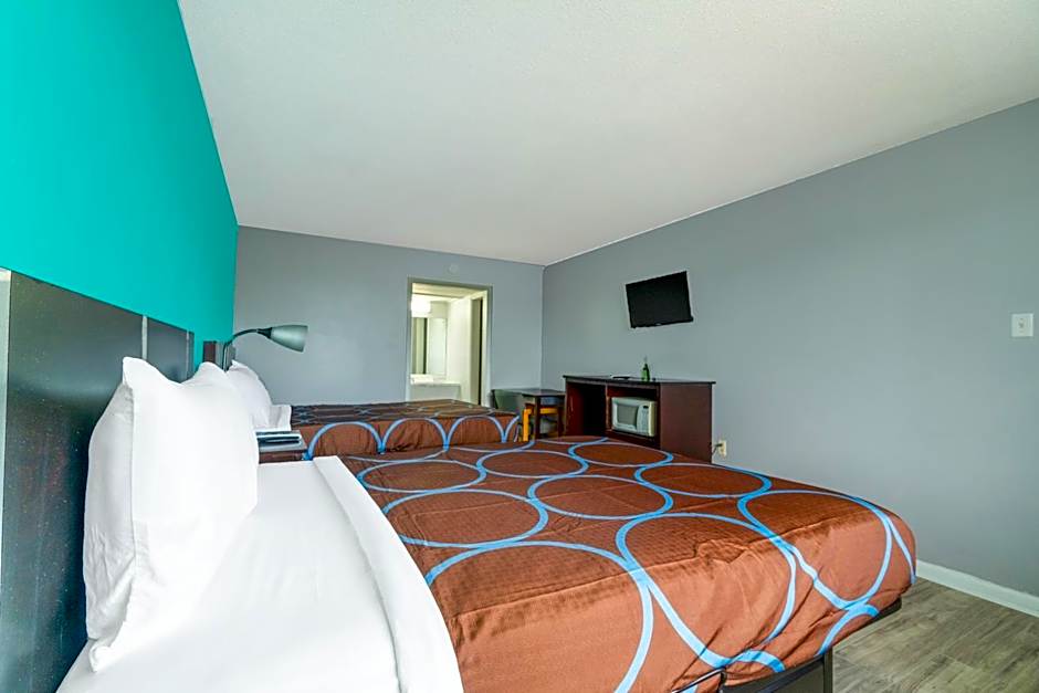 Lamplighter Inn By OYO Independence