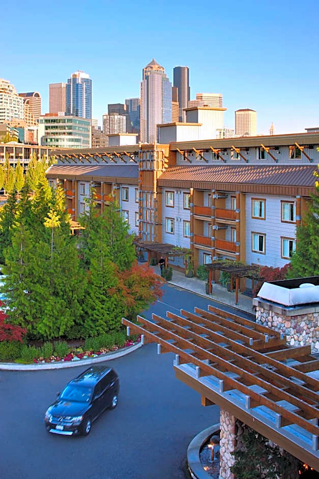 The Edgewater, A Noble House Hotel