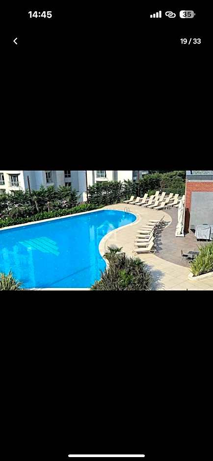 Live lavishly balcony 30 plus floor