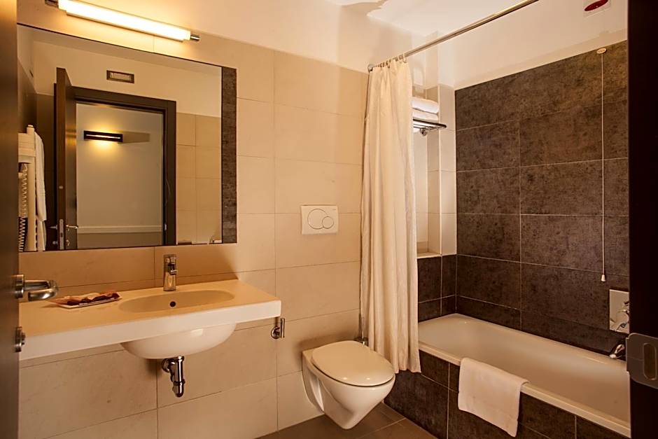 Hotel Artis