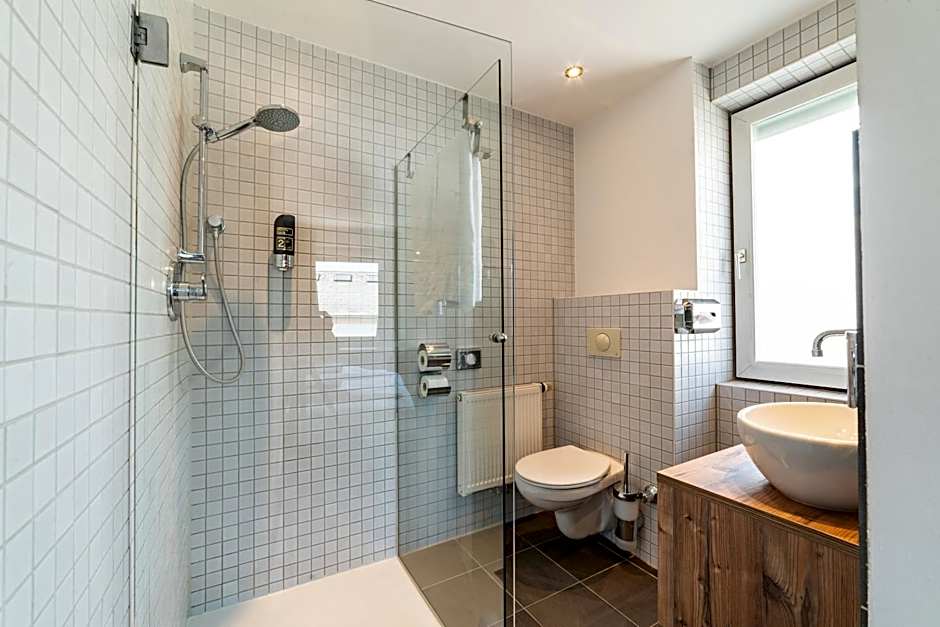 BinderS Budget City-Mountain Hotel