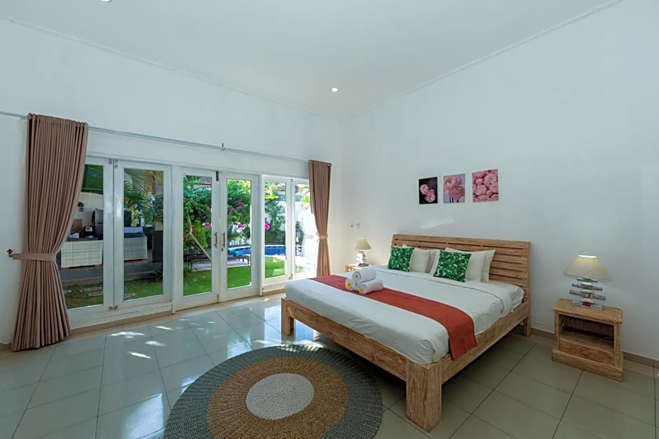 Deby Villa Seminyak