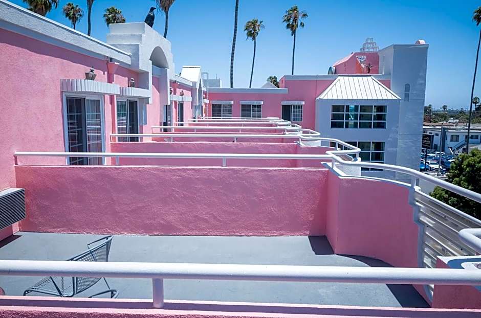 Days Inn by Wyndham Santa Monica