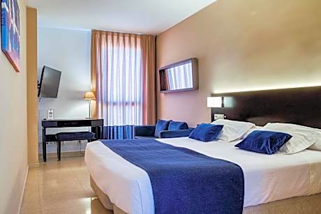 Large Double or Twin Room