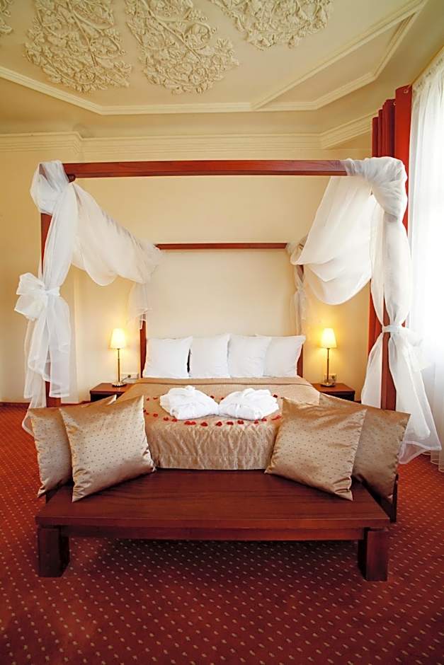 Monika Centrum Hotels