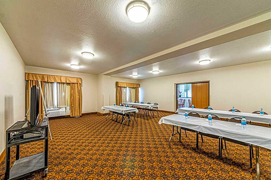 Quality Suites San Antonio Brooks City Base