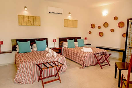 Double Room with 2 Double Beds Garden View