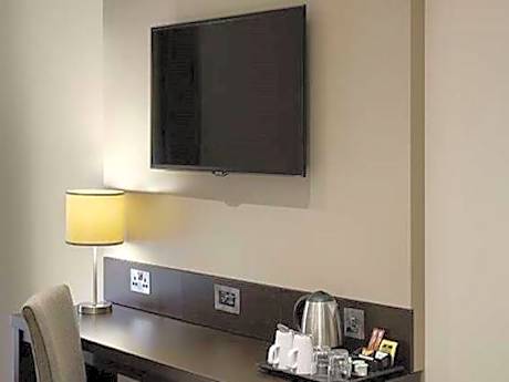Premier Inn Wokingham Town Centre