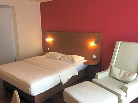 Business Single Room
