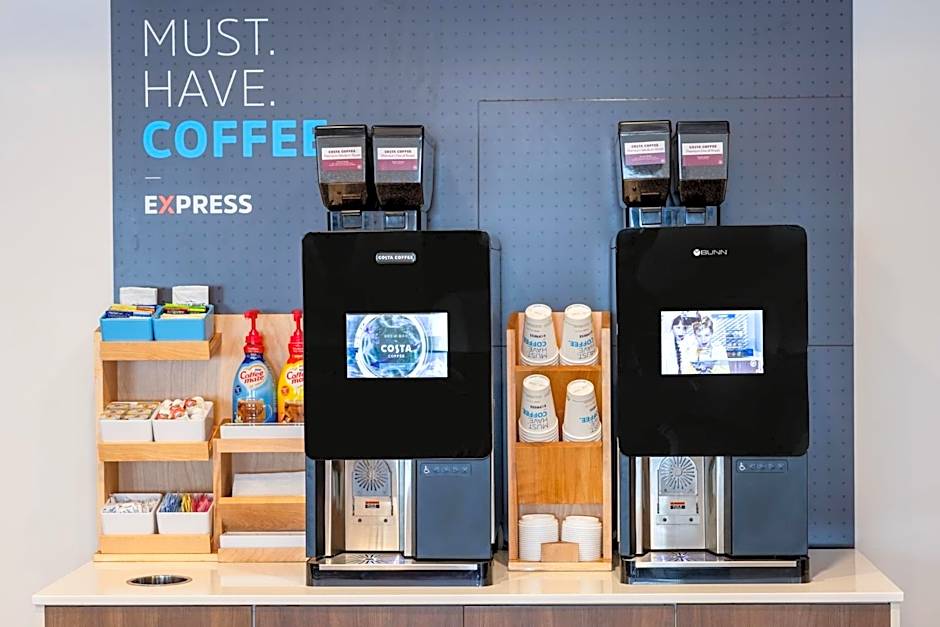 Holiday Inn Express Hotel & Suites Dewitt - Syracuse By IHG