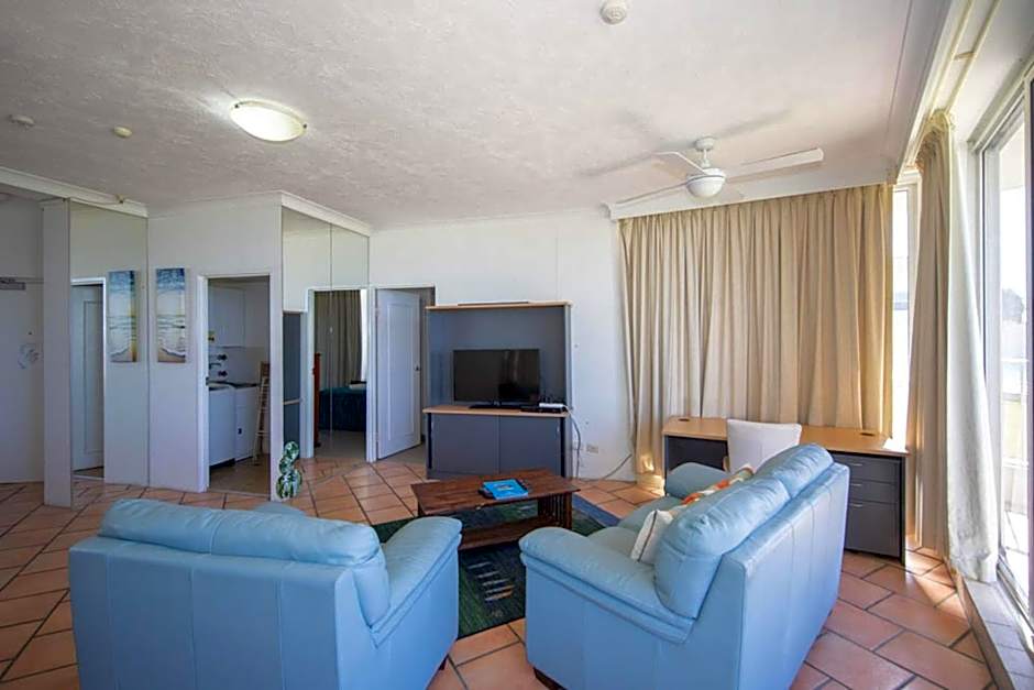 Beachside Tower Apartment