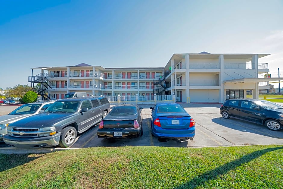 Americas Best Value Inn & Suites Humble