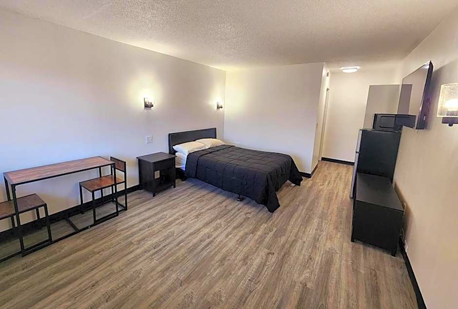 The Hastings Inn Salina