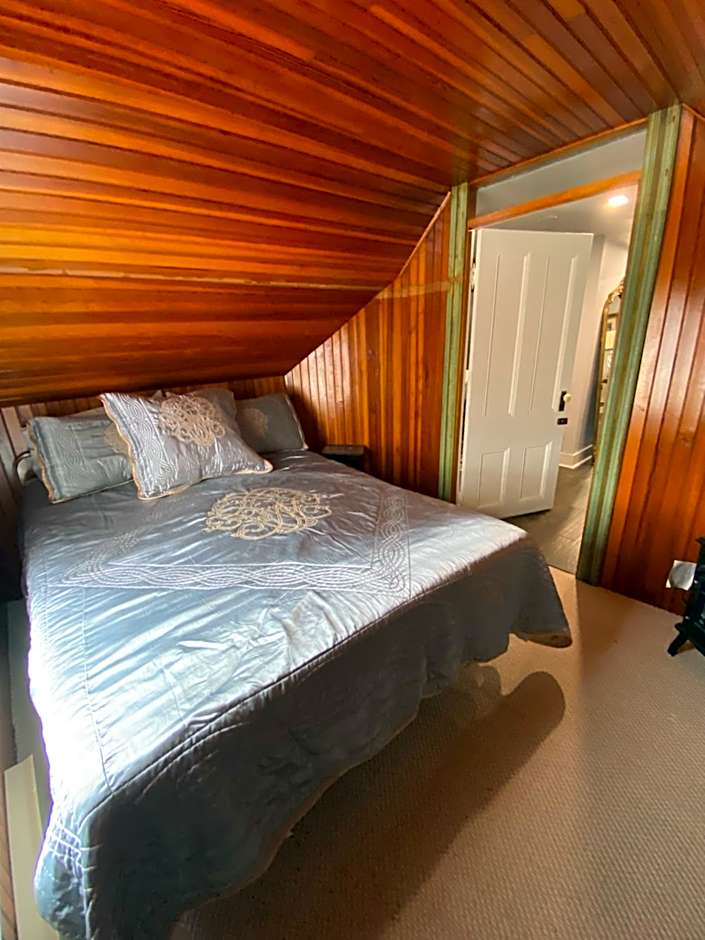 1000 Islands Bed and Breakfast-The Bulloch House