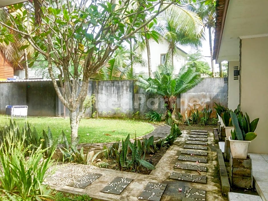 The SO Hotel Mitra RedDoorz