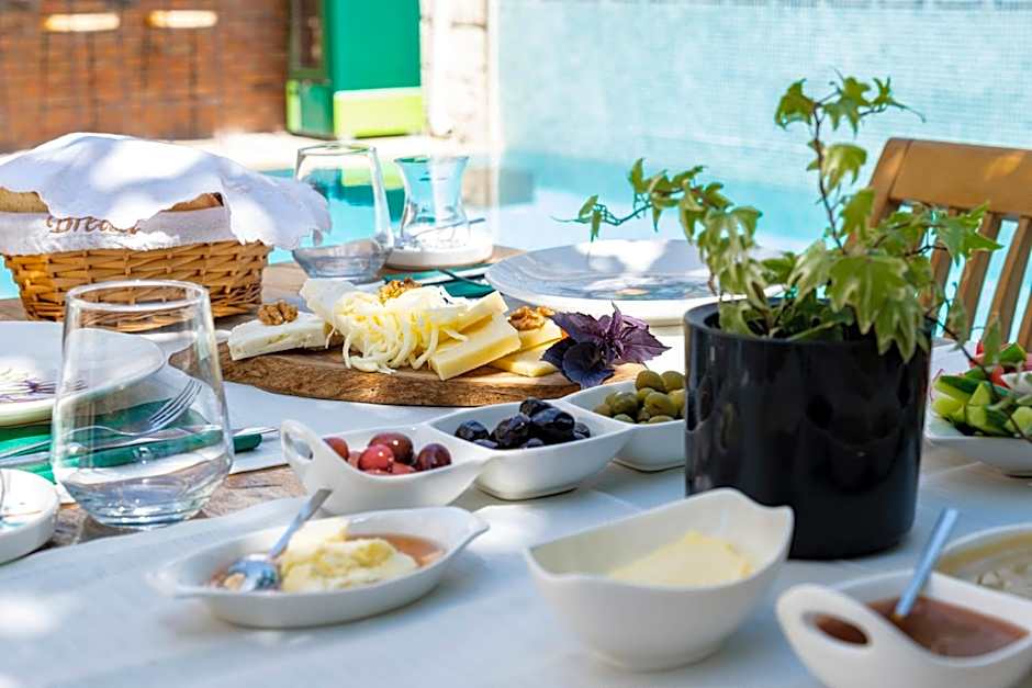 PROVENCE MANSİON ALAÇATI