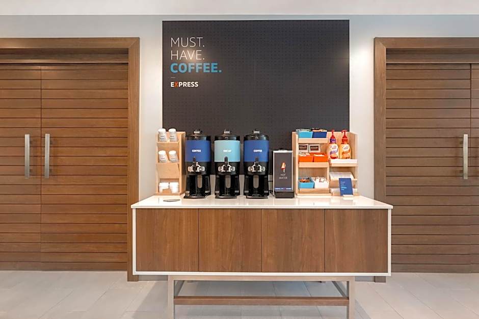 Holiday Inn Express And Suites Alton St Louis Area By IHG