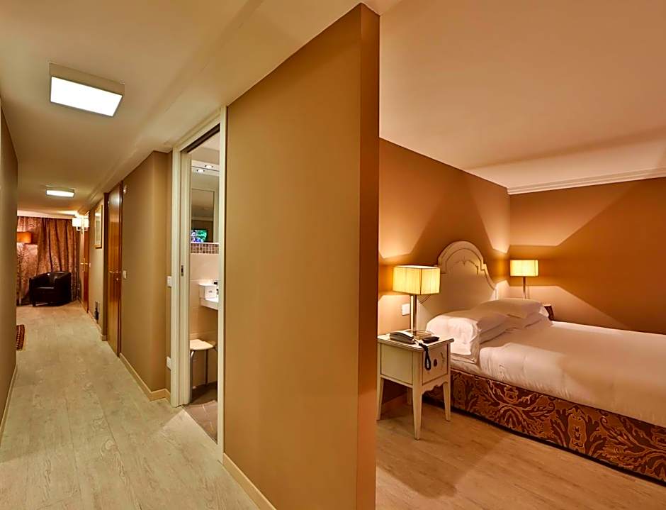 Hotel Canon d'Oro