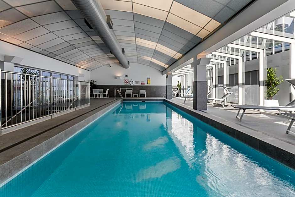 Clarion Suites Gateway