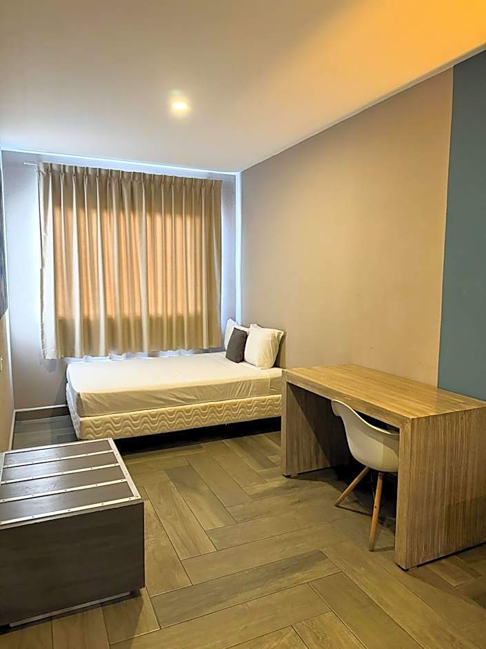 Illusion Xpress I Attraction Hotel Deluxe