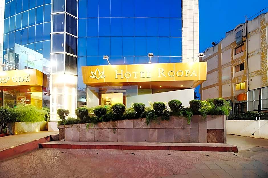 Hotel Roopa