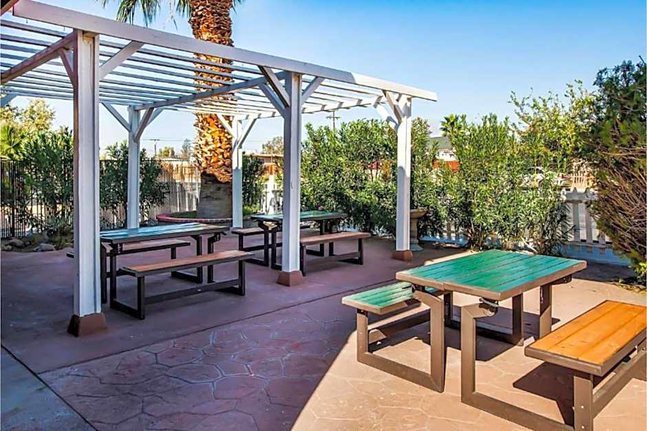 Hotel Europa Ridgecrest